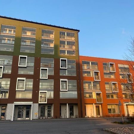 Modern One Bedroom Apartment Nearby Airport Vantaa Dış mekan fotoğraf